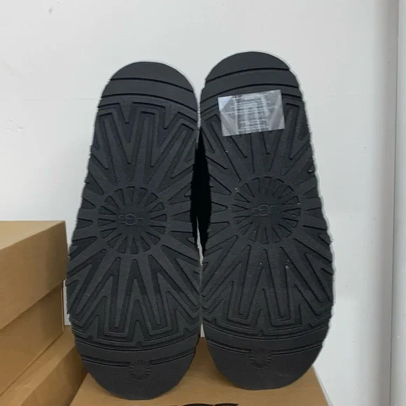 UGG TAZZ VILLA KNIT - Picture 5 of 5